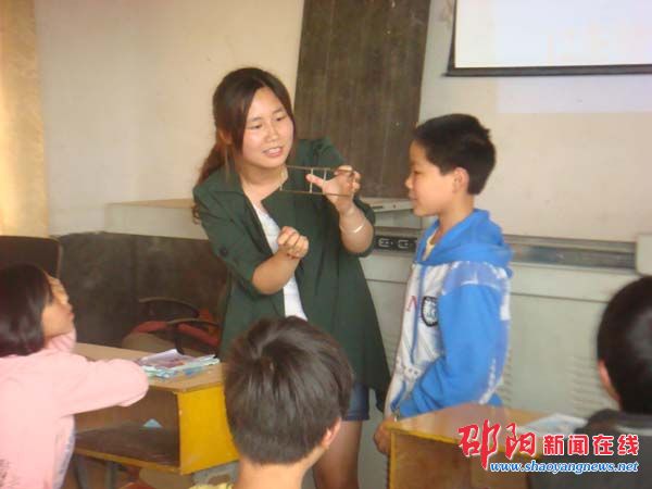 邵阳县小溪市乡教师长沙取经归来讲台展英姿 